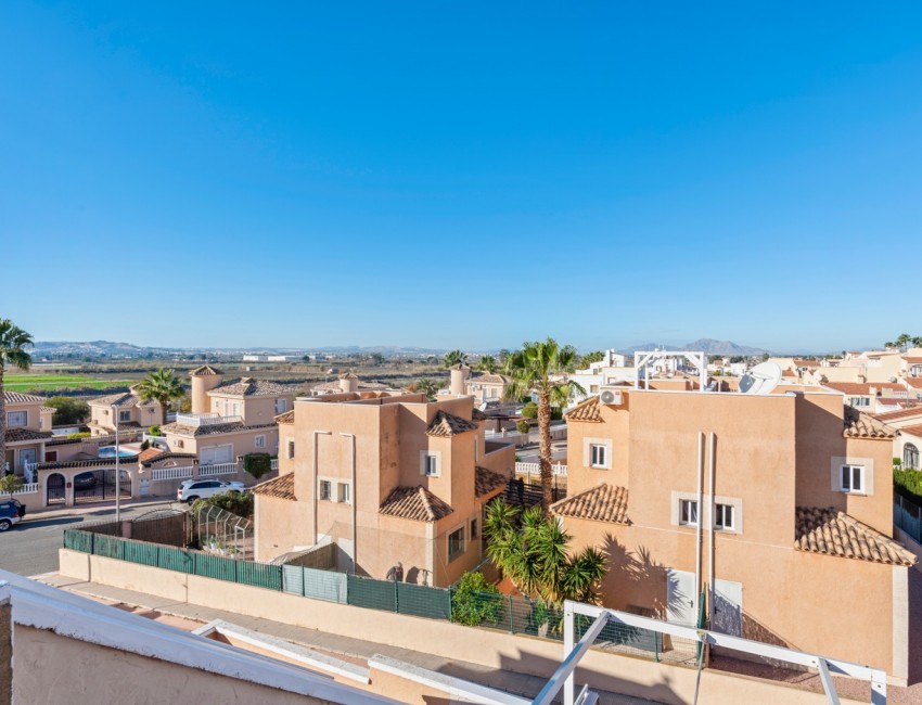 Venta · Bungalow / Adosado / Semiadosado · San Fulgencio · Urb. La Marina