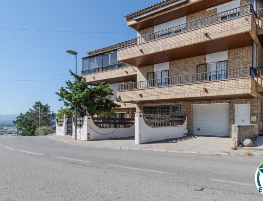 Revente · Bungalow / Maison de Ville · Puig Rom