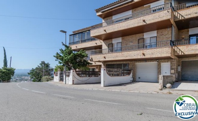 Revente · Bungalow / Maison de Ville · Puig Rom