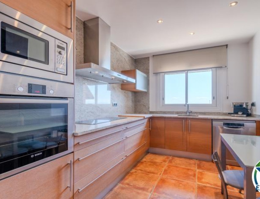 Revente · Bungalow / Maison de Ville · Puig Rom