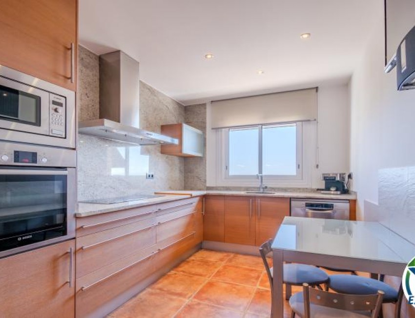 Revente · Bungalow / Maison de Ville · Puig Rom