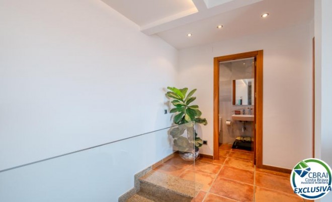 Revente · Bungalow / Maison de Ville · Puig Rom