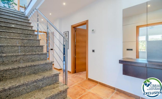 Revente · Bungalow / Maison de Ville · Puig Rom