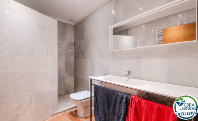 Revente · Bungalow / Maison de Ville · Puig Rom