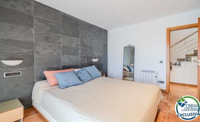 Revente · Bungalow / Maison de Ville · Puig Rom