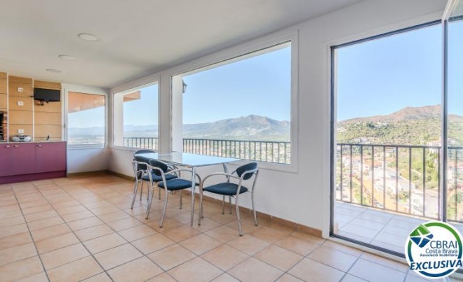 Revente · Bungalow / Maison de Ville · Puig Rom