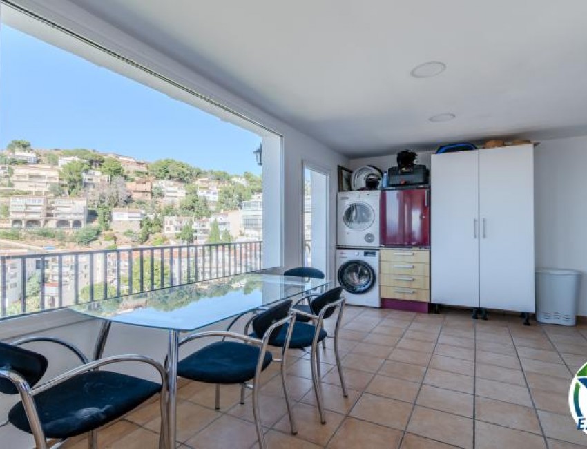 Revente · Bungalow / Maison de Ville · Puig Rom