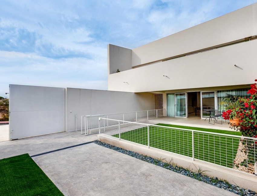 Nueva construcción  · Bungalow / Adosado / Semiadosado · Torrevieja · Lago Jardín II