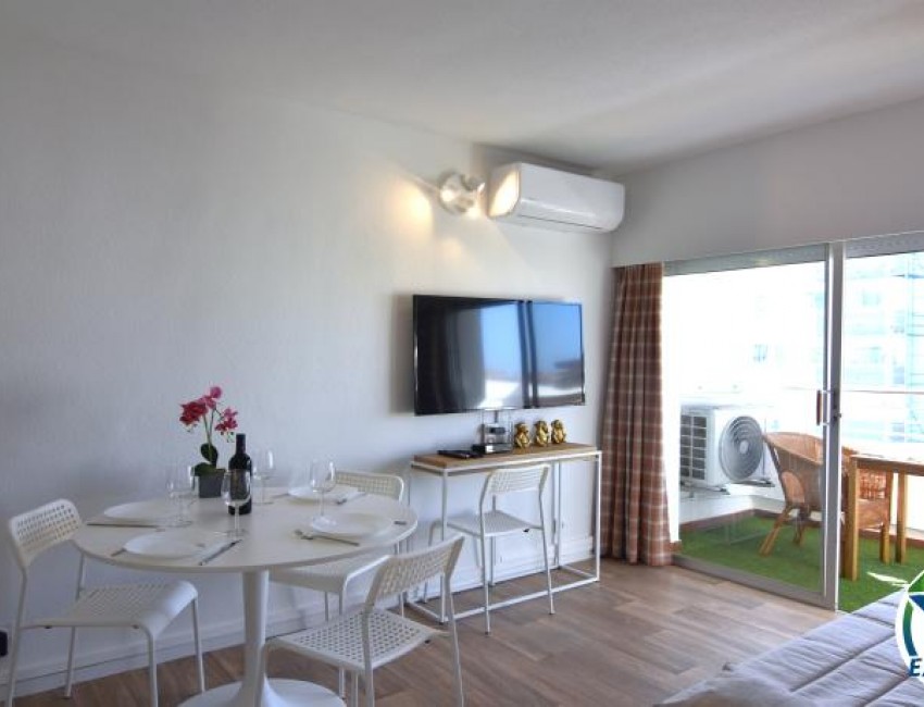 Sale · Apartment / Flat · Santa Margarita