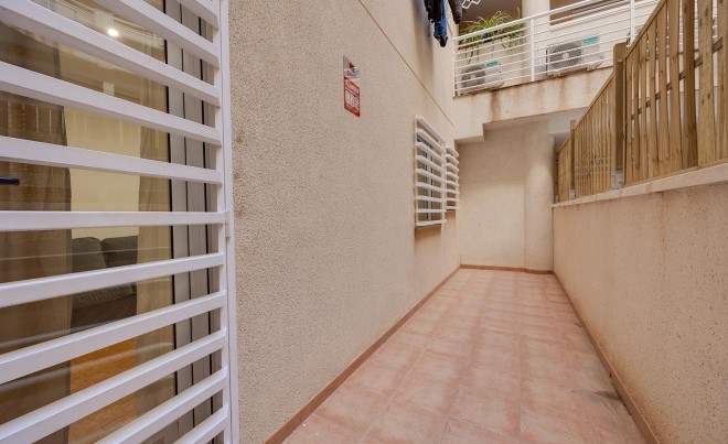 Sale · Apartment / Flat · Torrevieja