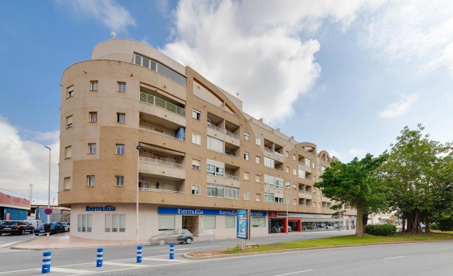 Sale · Apartment / Flat · Torrevieja