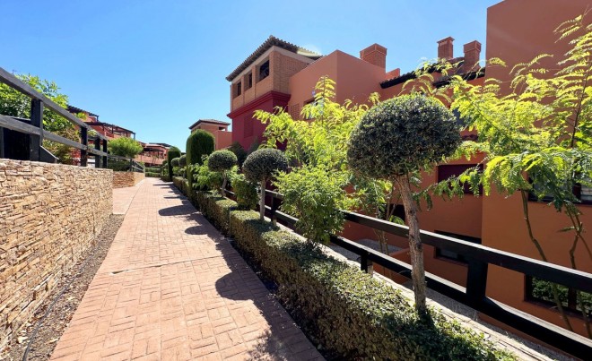 Venta · Apartamento / Piso · Casares · Costa del Sol