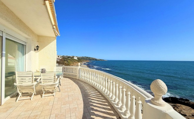 Venta · Villa / Chalet · Torreguadiaro · Costa del Sol