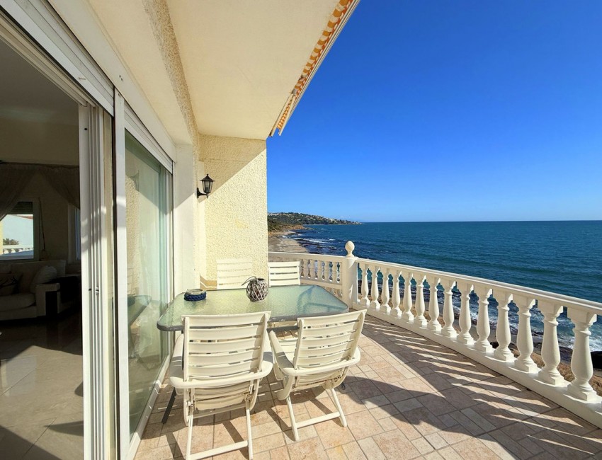 Venta · Villa / Chalet · Torreguadiaro · Costa del Sol