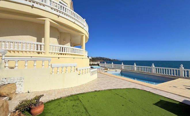 Venta · Villa / Chalet · Torreguadiaro · Costa del Sol