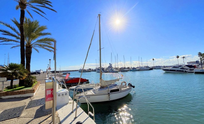 Venta · Apartamento / Piso · La Duquesa · Costa del Sol