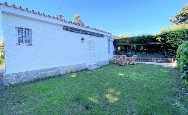 Venta · Villa / Chalet · La Duquesa · Costa del Sol