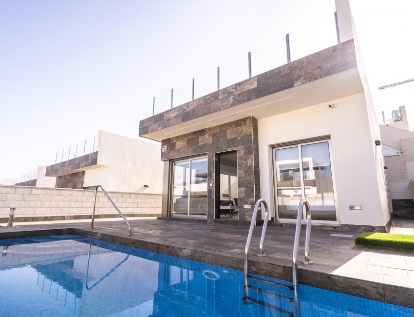 Nueva construcción  · Villa / Chalet · Orihuela Costa · Villamartín