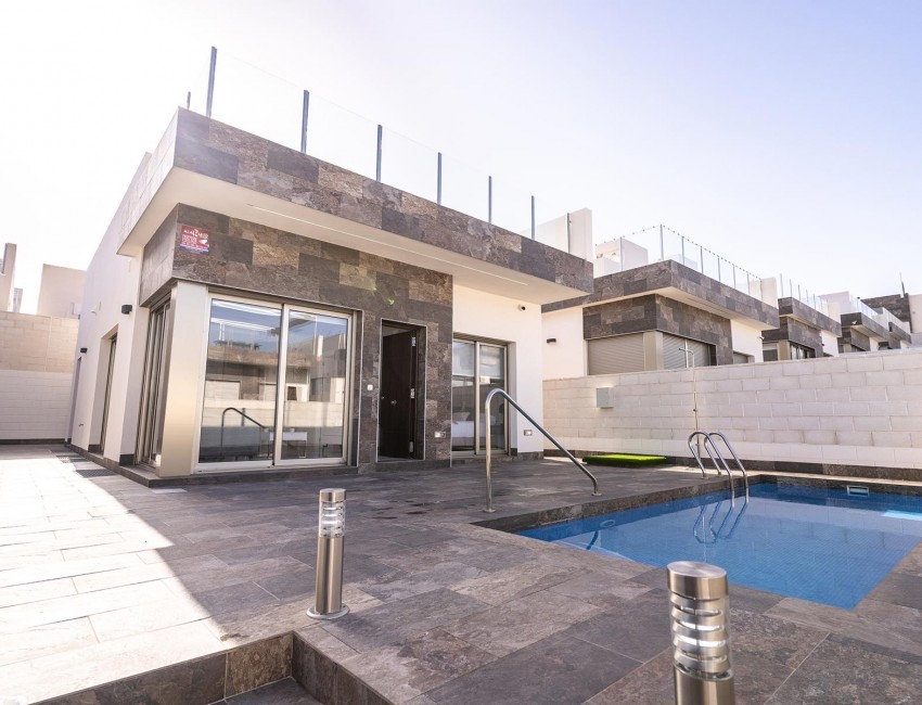 Nueva construcción  · Villa / Chalet · Orihuela Costa · Villamartín