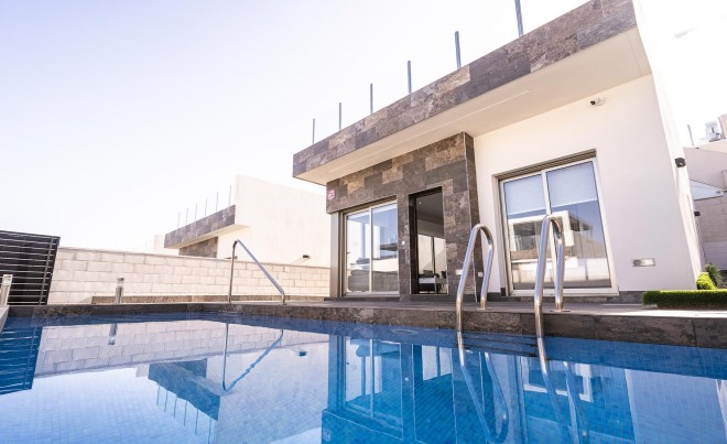 Nueva construcción  · Villa / Chalet · Orihuela Costa · Villamartín