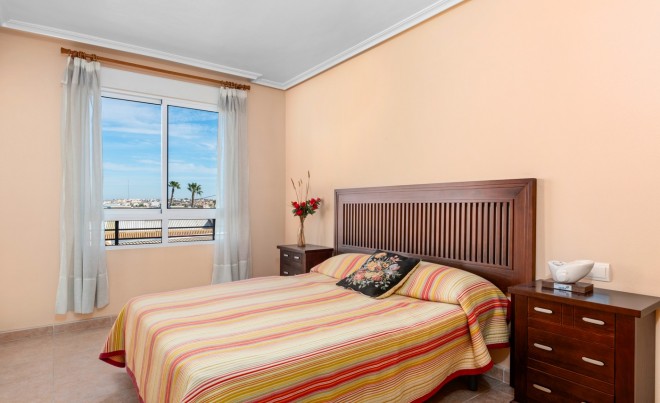 Venta · Apartamento / Piso · Torrevieja · Torrevieja - Centre