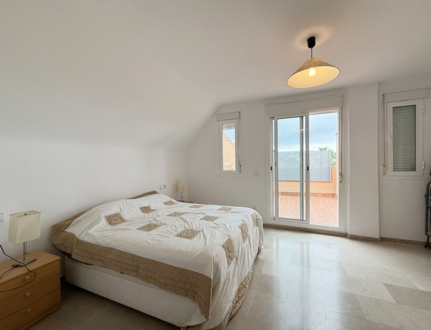 Venta · Apartamento / Piso · Casares · Costa del Sol