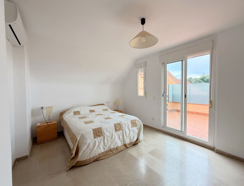 Venta · Apartamento / Piso · Casares · Costa del Sol