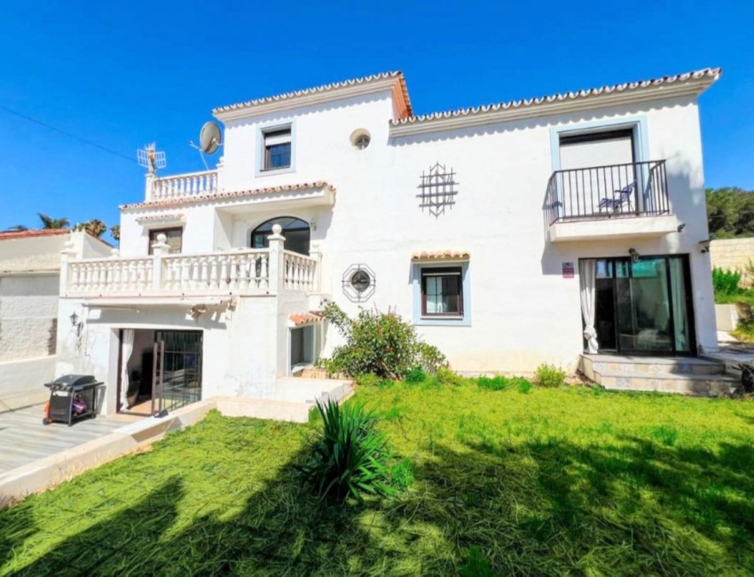 Venta · Villa / Chalet · Estepona · Costa del Sol