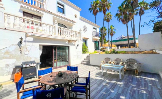 Venta · Villa / Chalet · Estepona · Costa del Sol