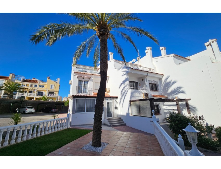 Venta · Bungalow / Adosado / Semiadosado · Torrevieja · La Mata