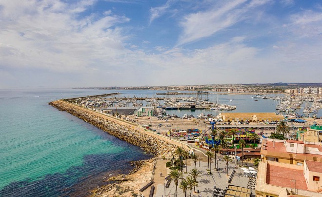 Nueva construcción  · Ático · Torrevieja · Aguas Nuevas