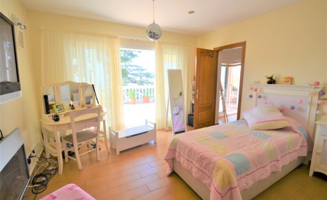 Venta · Villa / Chalet · Estepona · Costa del Sol