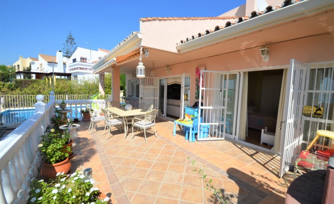 Venta · Villa / Chalet · Estepona · Costa del Sol