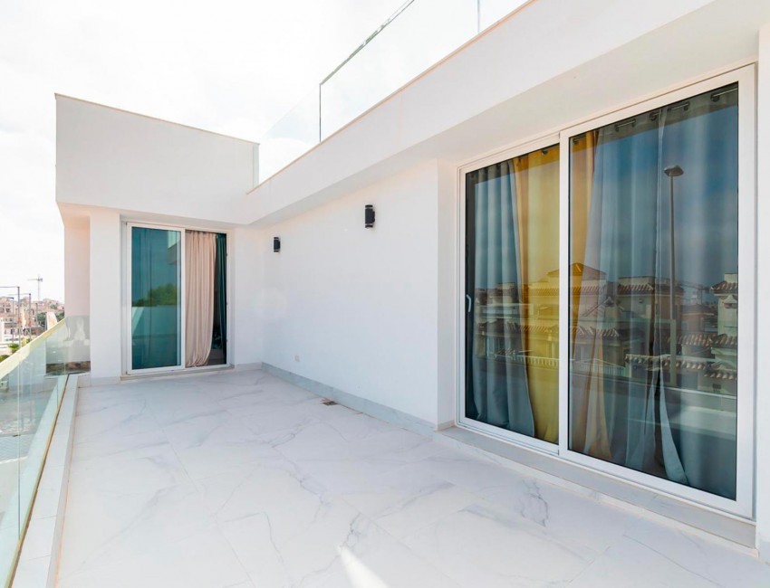 Nueva construcción  · Villa / Chalet · Orihuela Costa · Villamartín