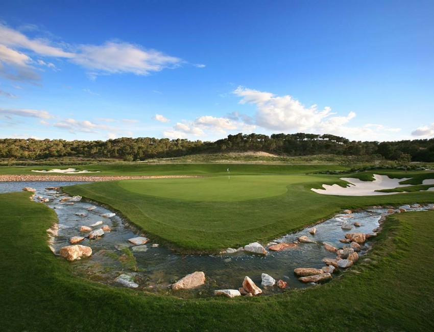 Nueva construcción  · Villa / Chalet · San Miguel de Salinas · Las Colinas Golf