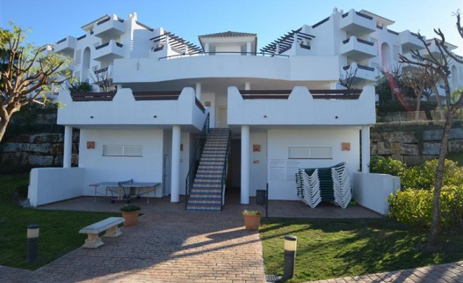 Sale · Bungalow / Townhouse / Detached / Terraced · Selwo · Costa del Sol