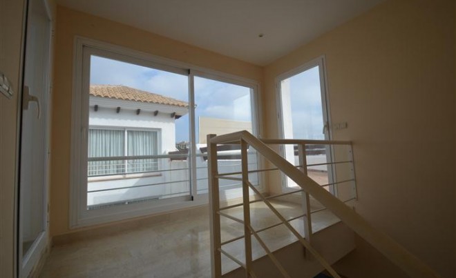 Sale · Bungalow / Townhouse / Detached / Terraced · Selwo · Costa del Sol