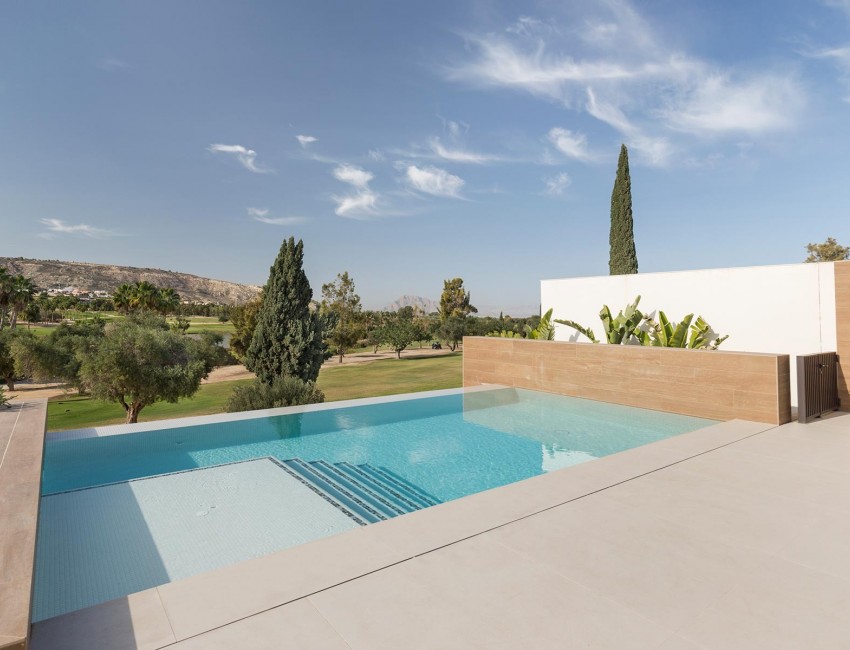 Nueva construcción  · Villa / Chalet · Algorfa · La Finca