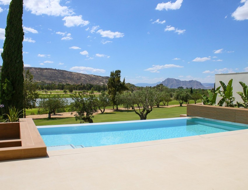 Nueva construcción  · Villa / Chalet · Algorfa · La Finca