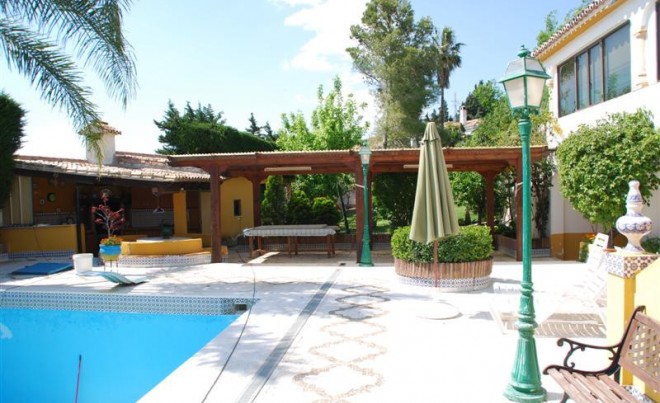 Venta · Villa / Chalet · Estepona · Costa del Sol