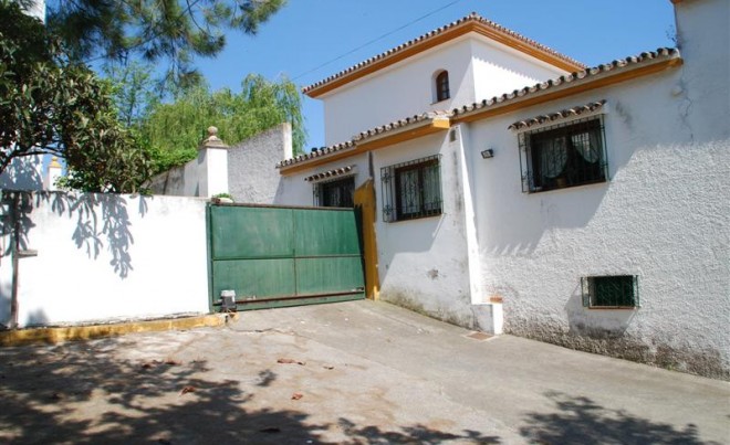 Venta · Villa / Chalet · Estepona · Costa del Sol