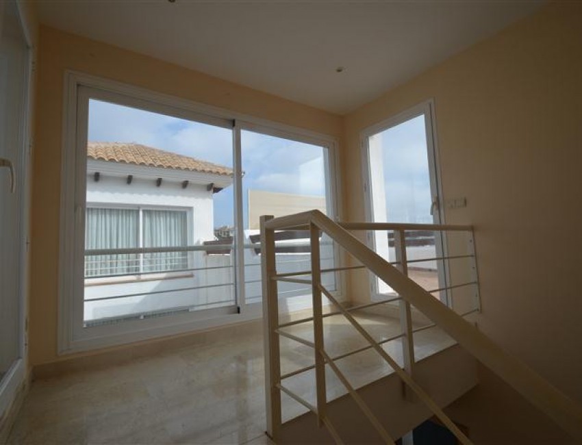 Sale · Bungalow / Townhouse / Detached / Terraced · Selwo · Costa del Sol