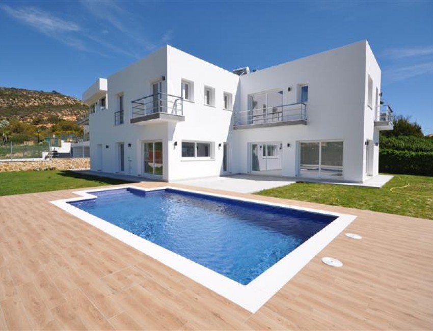 Venta · Villa / Chalet · San Roque · Costa del Sol