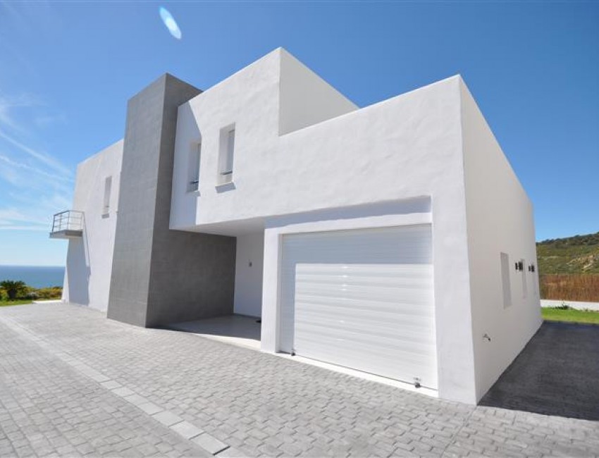 Venta · Villa / Chalet · San Roque · Costa del Sol