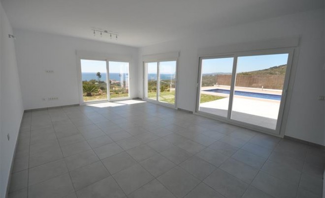 Venta · Villa / Chalet · San Roque · Costa del Sol