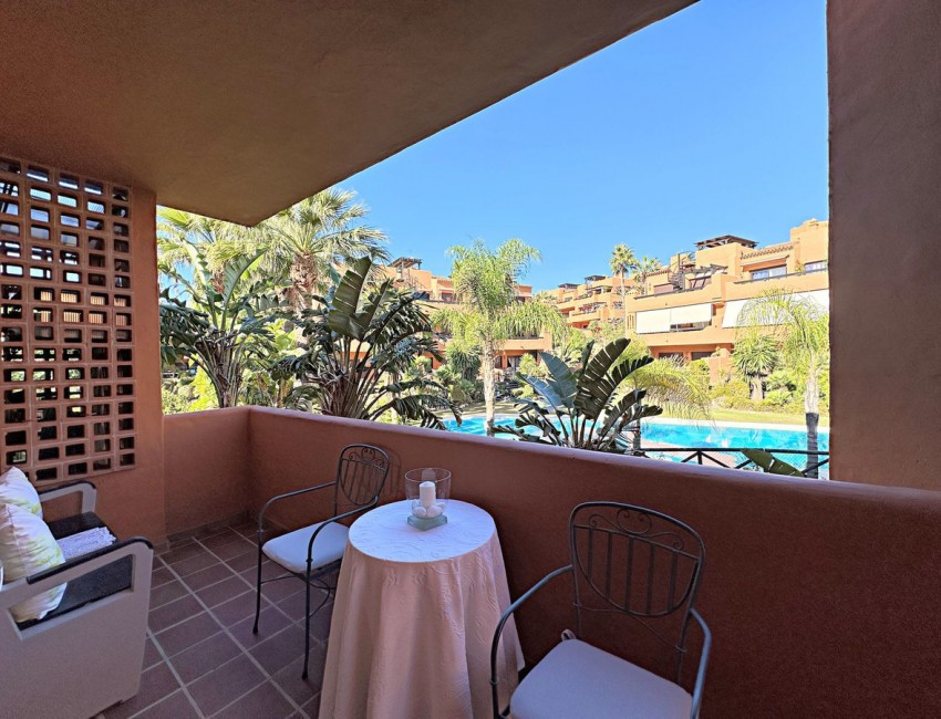 Sale · Apartment / Flat · Estepona · Costa del Sol