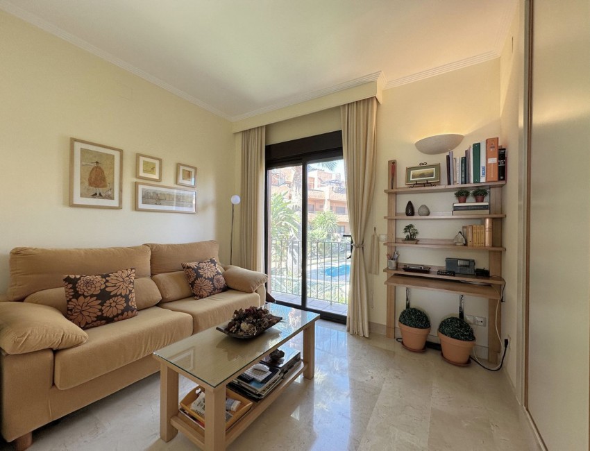 Sale · Apartment / Flat · Estepona · Costa del Sol