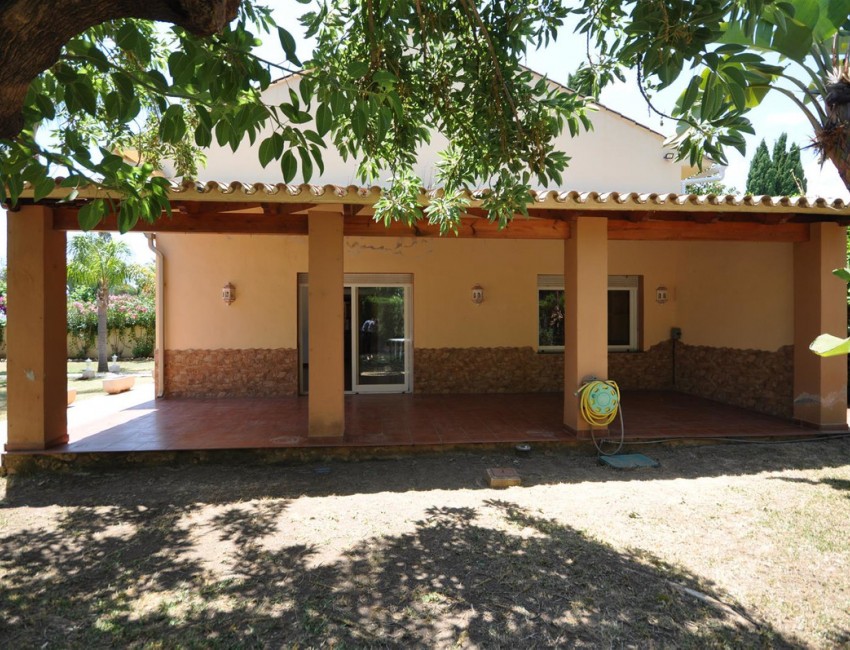 Venta · Villa / Chalet · SAN PEDRO ALCÁNTARA · Costa del Sol