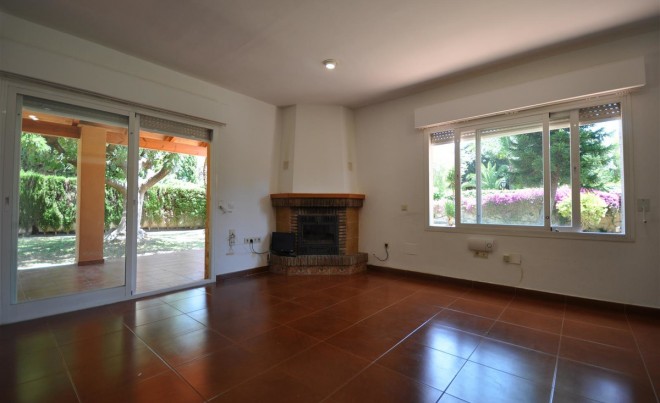 Venta · Villa / Chalet · SAN PEDRO ALCÁNTARA · Costa del Sol