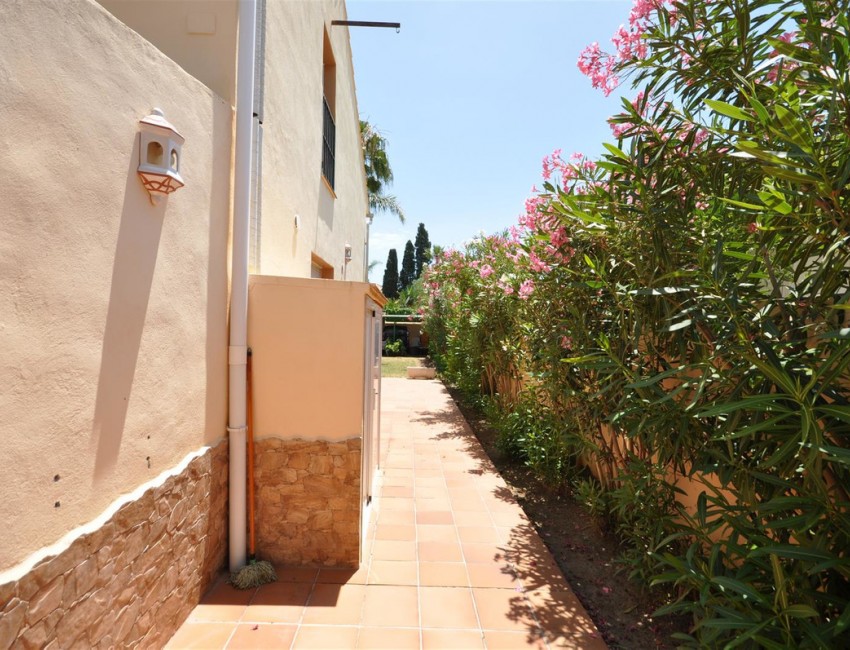 Venta · Villa / Chalet · SAN PEDRO ALCÁNTARA · Costa del Sol